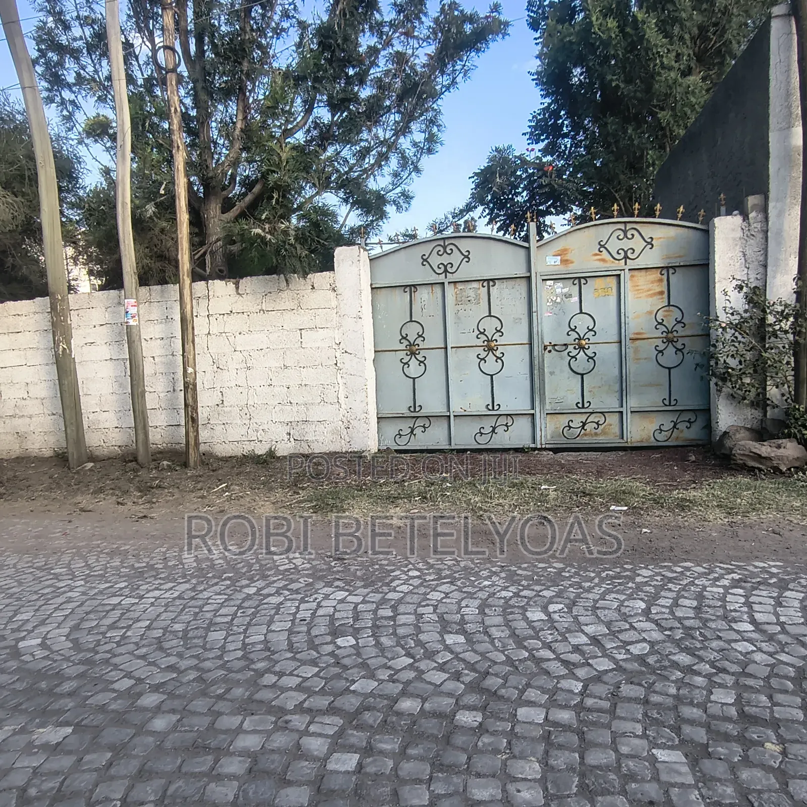 6bdrm House in Service, East Shewa for sale