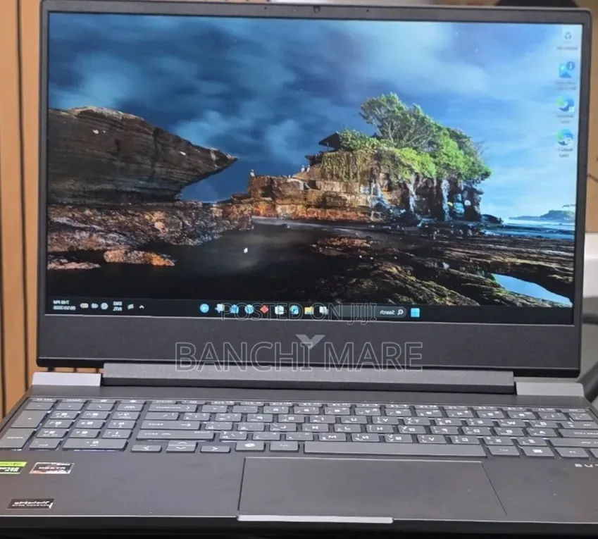 New Laptop HP Victus 16 16GB AMD Ryzen 7 SSD 512GB