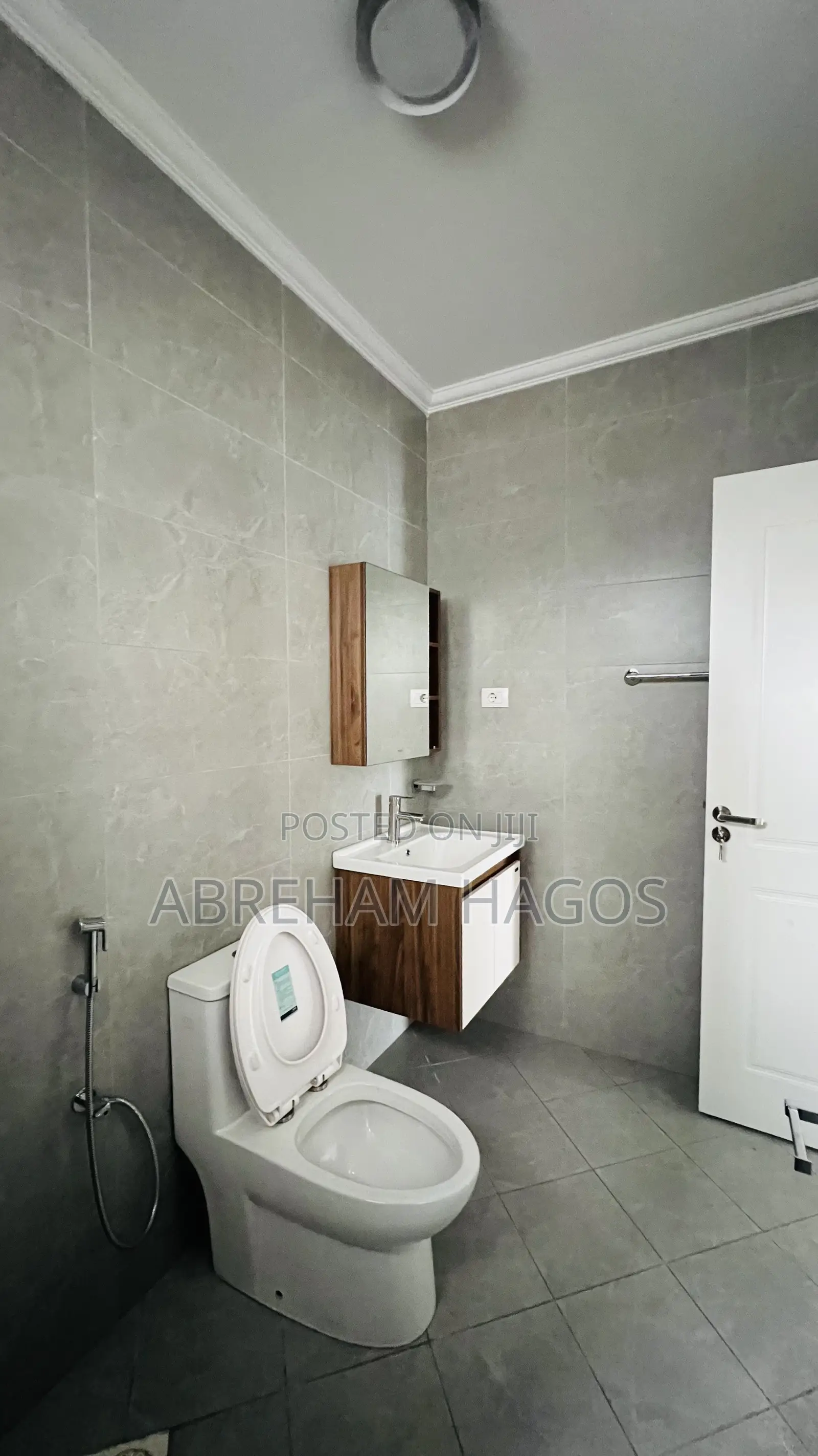 3bdrm Apartment in Bole for rent