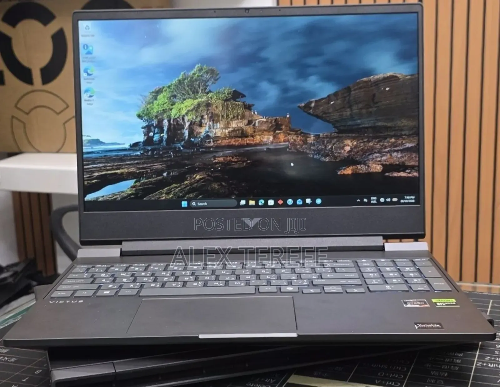 New Laptop HP Victus 16 16GB AMD Ryzen 7 SSD 512GB