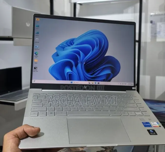 New Laptop HP Pavilion 14 16GB Intel Core i5 SSD 1T