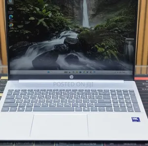 New Laptop HP OmniBook 5 16" 16GB Intel Core Ultra 7 SSD 1T