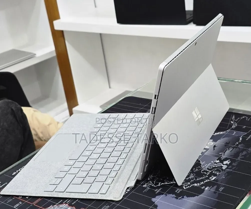 New Laptop Microsoft Surface Pro 6 8GB Intel Core i5 SSD 256GB