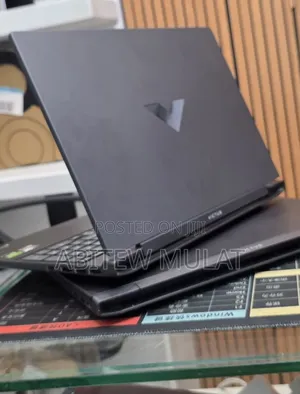 New Laptop HP Victus 16 16GB AMD Ryzen 7 SSD 512GB