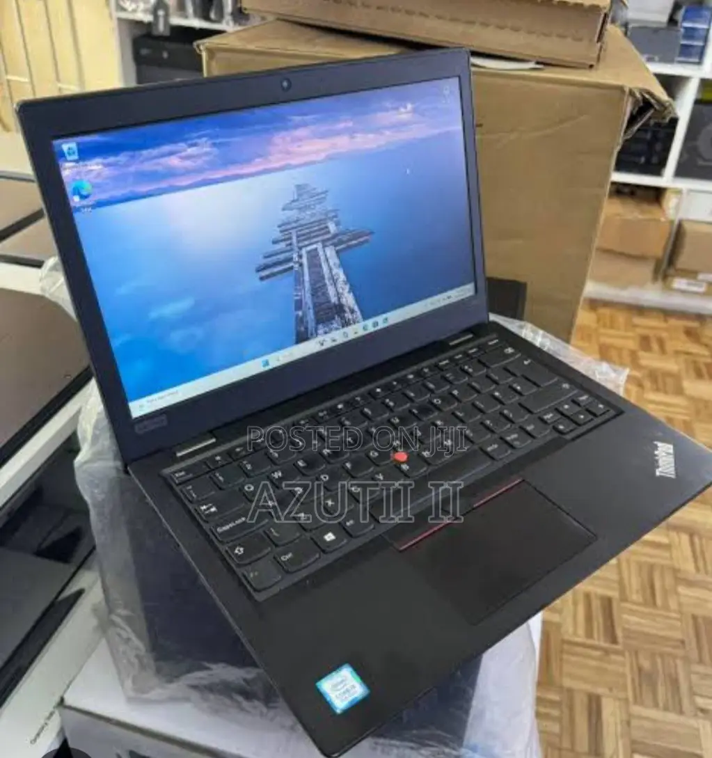 Laptop Lenovo Ideapad 3 4GB Intel Core i3 HDD 1T