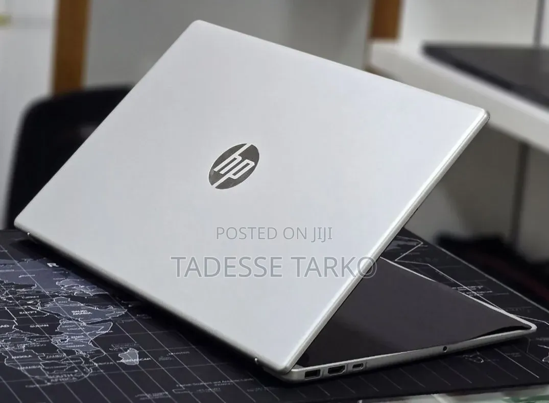 New Laptop HP 8GB SSD 512GB