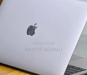 New Laptop Apple MacBook Air 2020 M1 8GB Apple M1 SSD 256GB