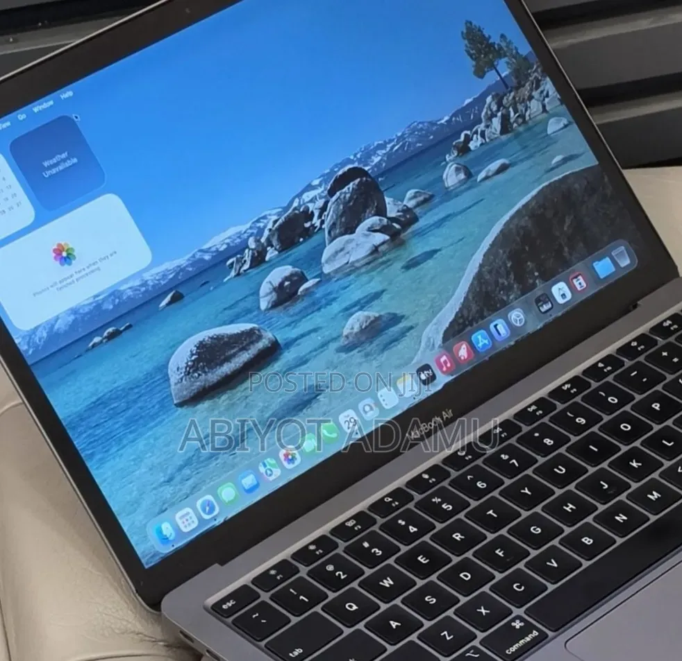 New Laptop Apple MacBook Air 2020 M1 8GB Apple M1 SSD 256GB