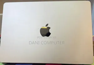 New Laptop Apple MacBook Air 2022 M2 16GB Apple M2 SSD 512GB