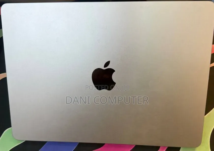 New Laptop Apple MacBook Air 2022 M2 16GB Apple M2 SSD 512GB