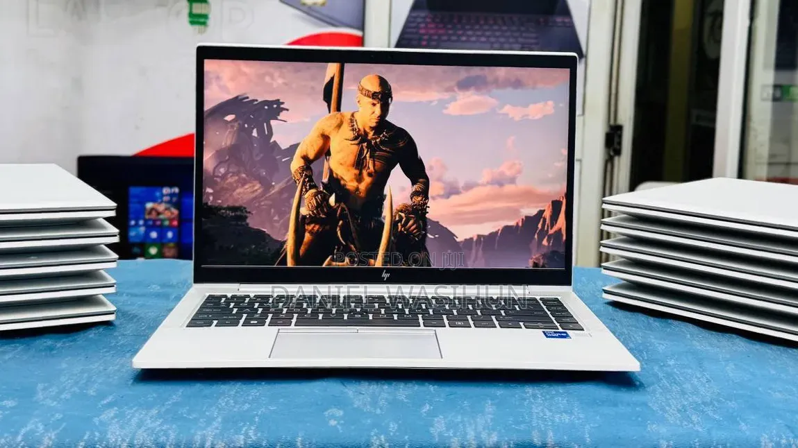 New Laptop HP EliteBook 840 G8 16GB Intel Core i7 SSD 512GB