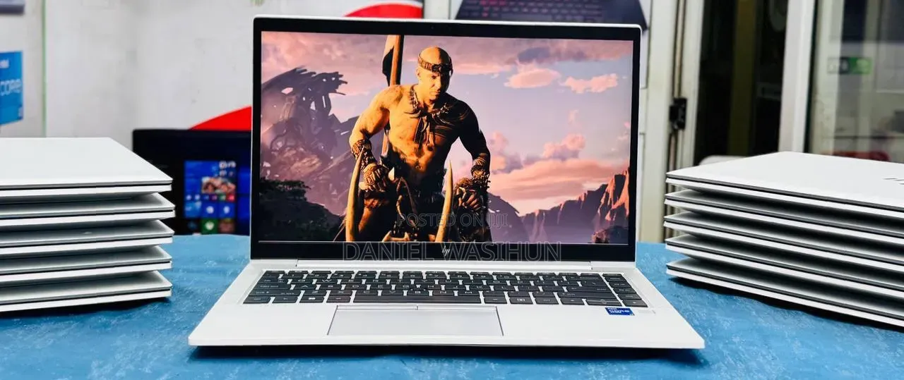New Laptop HP EliteBook 840 G8 16GB Intel Core i7 SSD 512GB