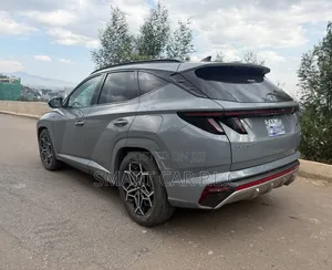 Hyundai Tucson 2022 Gray