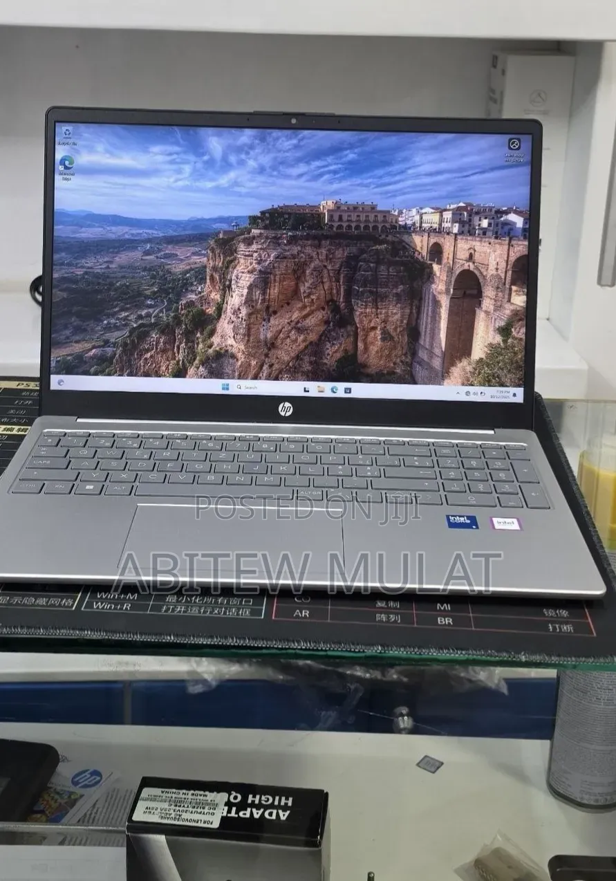 New Laptop HP Stream Notebook 16GB Intel Core 5 SSD 512GB