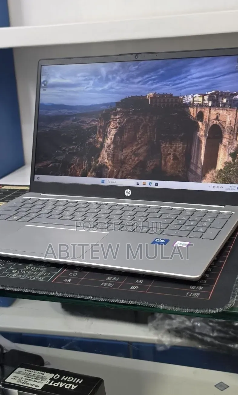 New Laptop HP Stream Notebook 16GB Intel Core 5 SSD 512GB