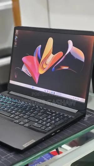New Laptop Lenovo Ideapad 3 8GB Intel Core i5 SSD 512GB