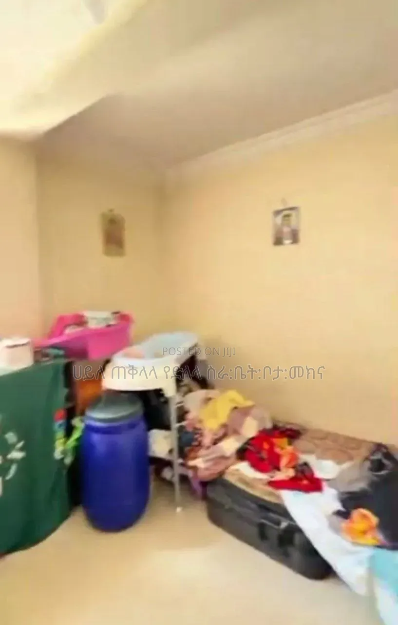 Furnished 2bdrm Condo in ሴሚት አካባቢ ለመኖርያ እጅግ, Yeka for sale