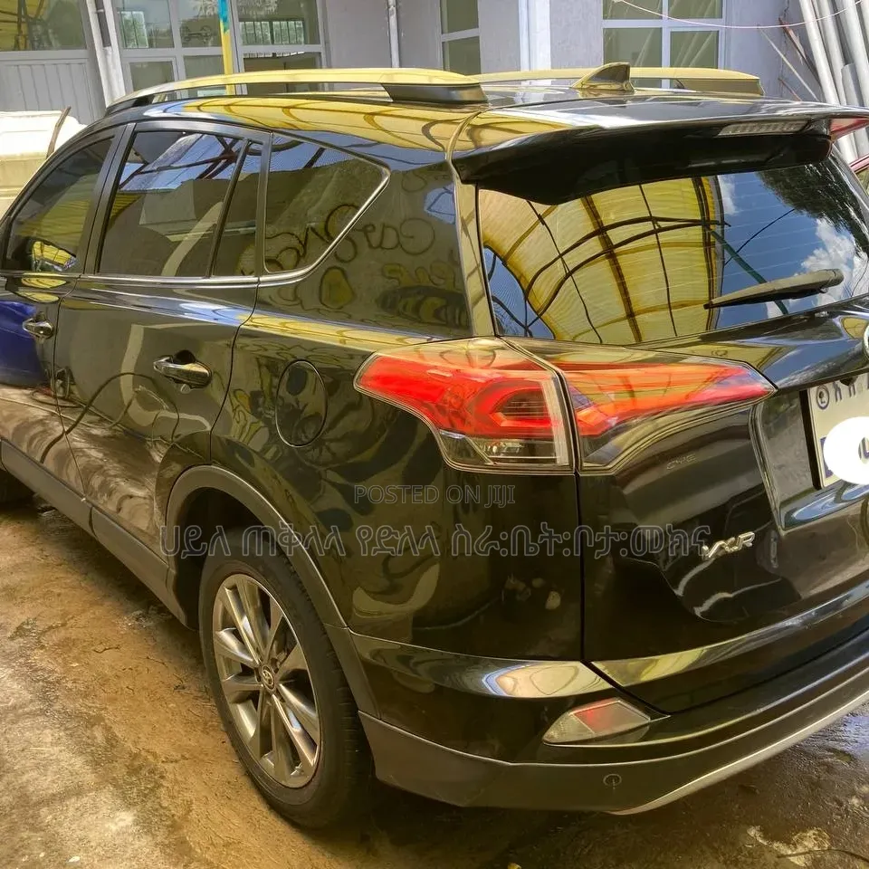 Toyota RAV4 2018 Gray