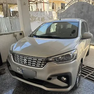Suzuki Ertiga 2021 Silver
