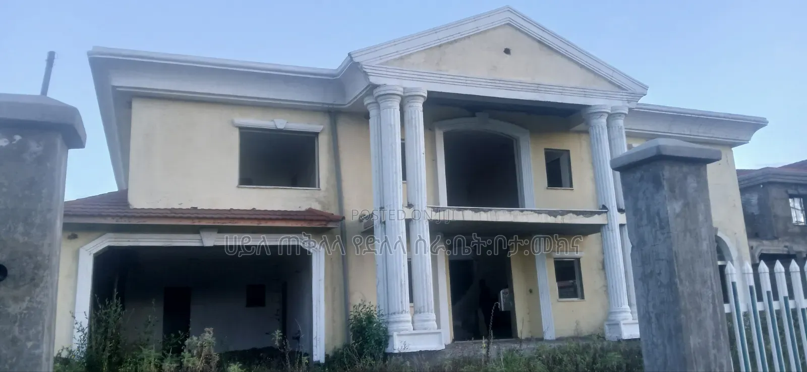6bdrm House in Ccd Realstate Inside, Oromia-Finfinne for sale