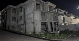 8bdrm Townhouse/Terrace in Dmc Real State, Nifas Silk-Lafto for sale