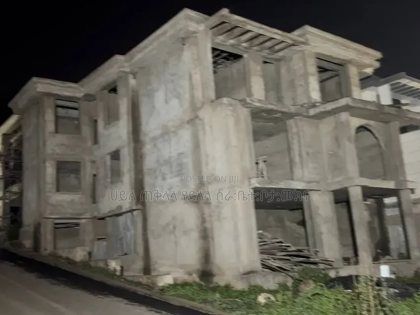 8bdrm Townhouse/Terrace in Dmc Real State, Nifas Silk-Lafto for sale