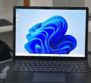 New Laptop Microsoft Surface 16GB Intel Core i7 SSD 512GB