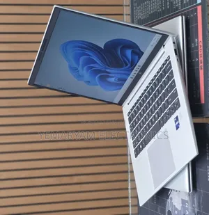 New Laptop HP EliteBook 840 G9 16GB Intel Core i7 SSD 512GB