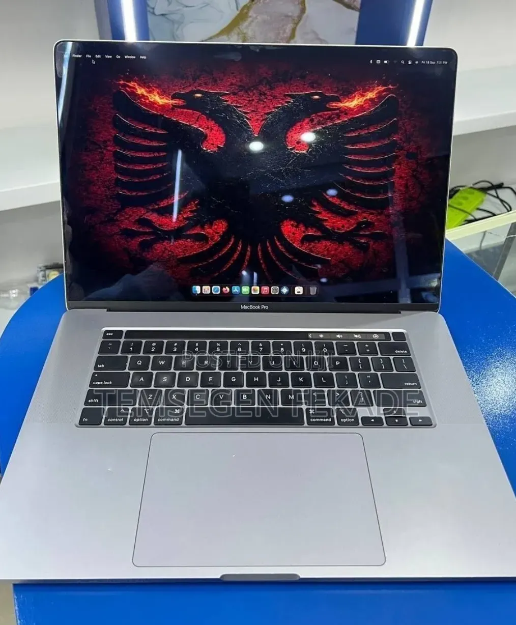 New Laptop Apple MacBook Pro 2019 32GB Intel Core i9 SSD 1T