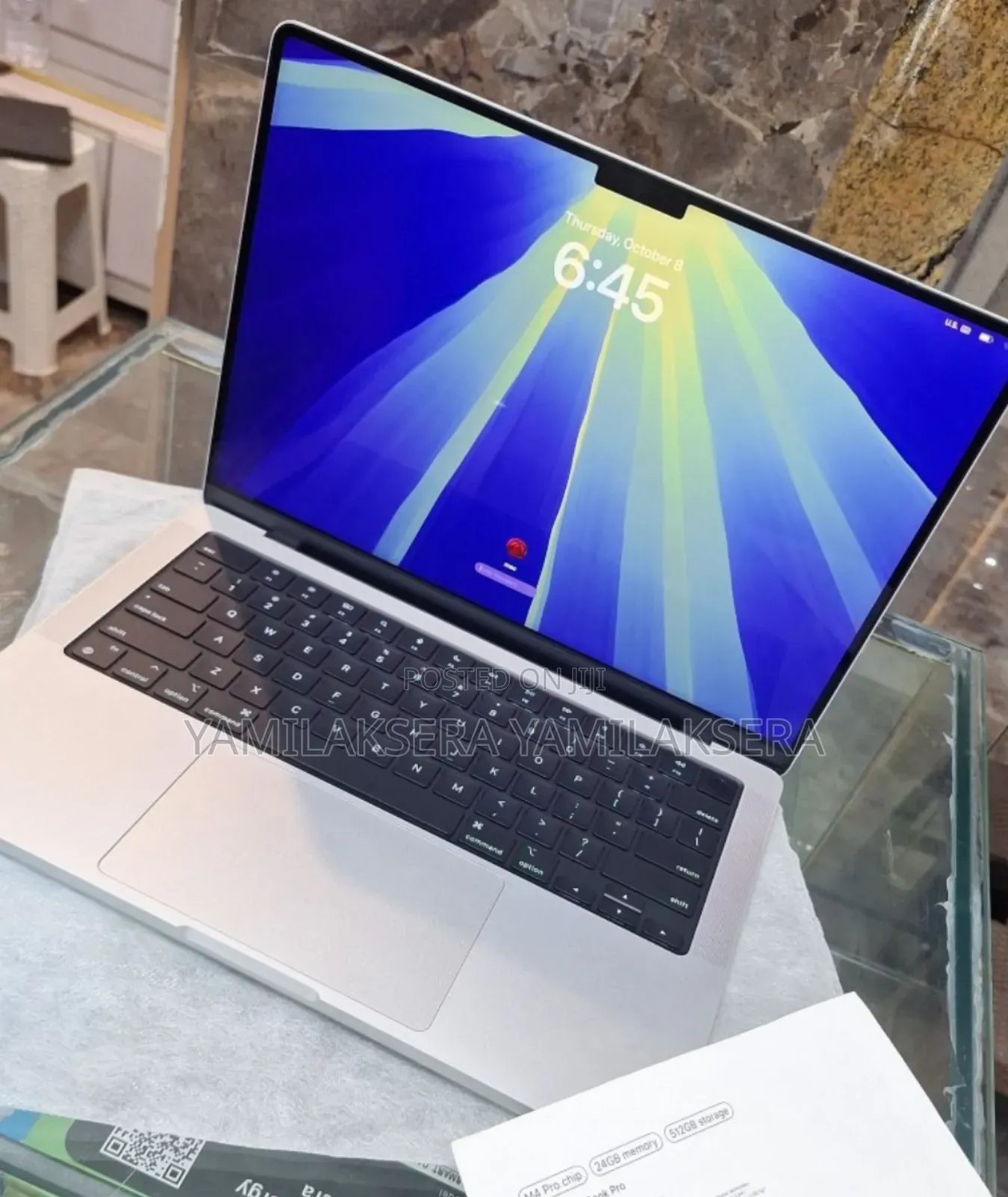 New Laptop Apple MacBook Pro 2024 M4 24GB Apple M4 SSD 512GB
