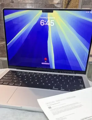 New Laptop Apple MacBook Pro 2024 M4 24GB Apple M4 SSD 512GB