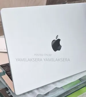 New Laptop Apple MacBook Pro 2024 M4 24GB Apple M4 SSD 512GB