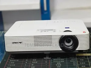 Sony Projector
Model Name VPL-DX221
Hardware Interface