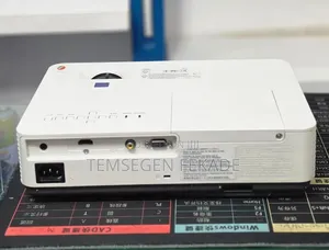 Sony Projector
Model Name VPL-DX221
Hardware Interface