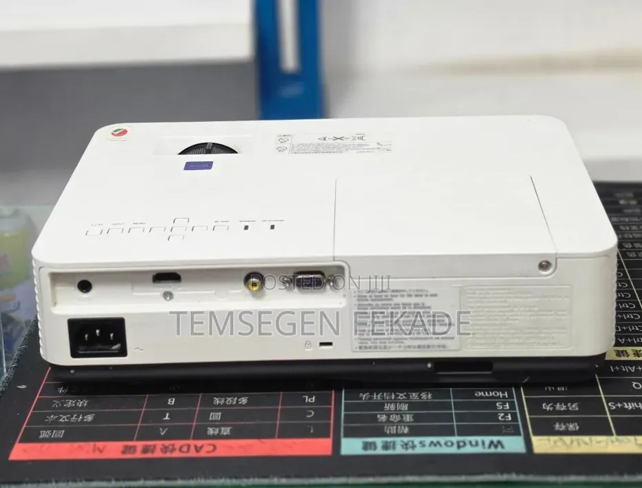 Sony Projector
Model Name VPL-DX221
Hardware Interface