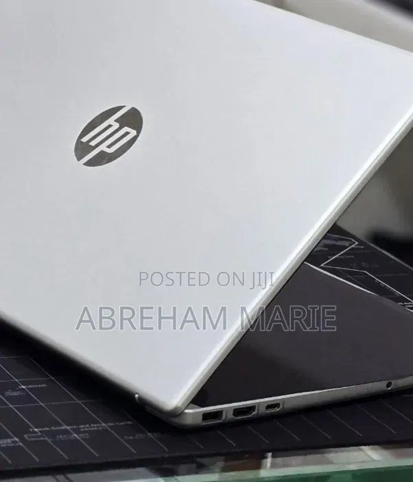 New Laptop HP Stream Notebook 8GB AMD Ryzen 5 SSD 512GB