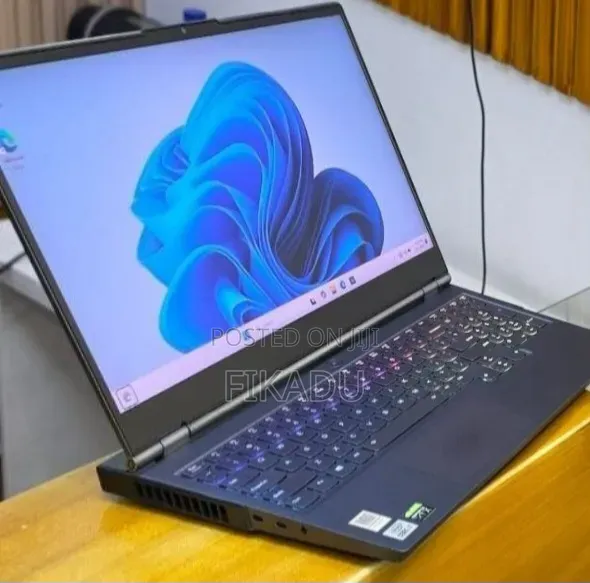 New Laptop Lenovo Legion 5 16GB Intel Core i7 SSD 512GB