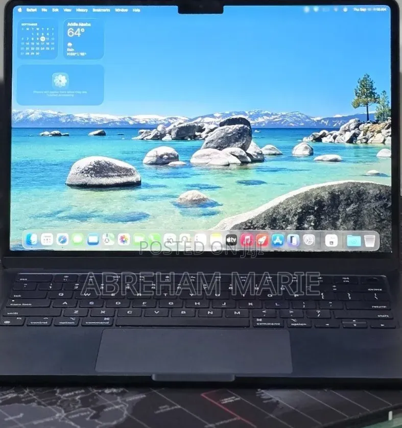 New Laptop Apple MacBook Air 2022 M2 8GB Apple M2 SSD 256GB