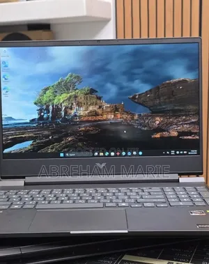 New Laptop HP Victus 16 16GB AMD Ryzen 7 SSD 512GB