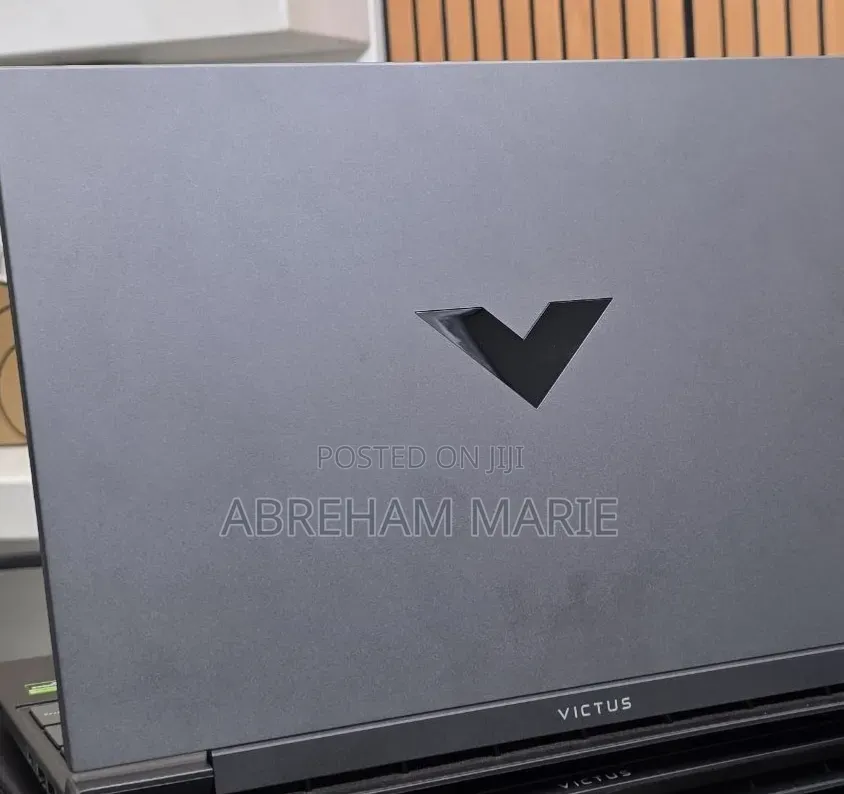 New Laptop HP Victus 16 16GB AMD Ryzen 7 SSD 512GB