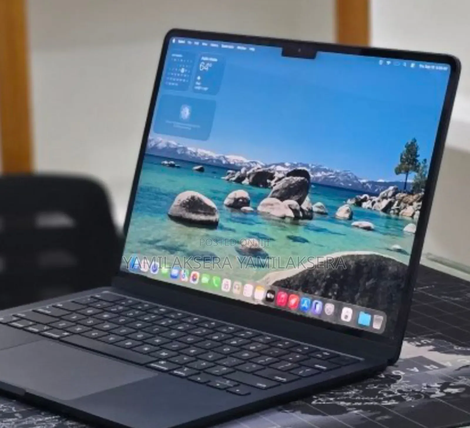 New Laptop Apple MacBook Air 2023 M2 8GB Apple M2 SSD 256GB