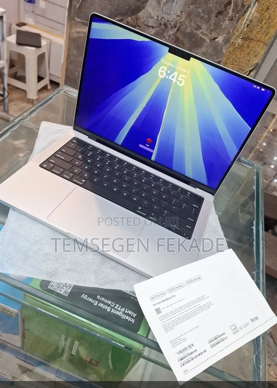 New Laptop Apple MacBook Pro 2024 M4 24GB Apple M4 Pro SSD 512GB