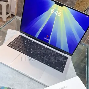 New Laptop Apple MacBook Pro 2024 M4 24GB Apple M4 SSD 512GB