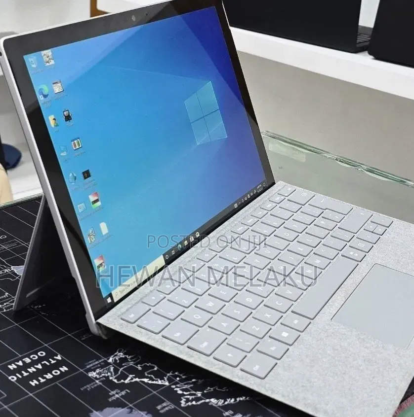 New Laptop Microsoft Surface Pro 6 8GB Intel Core i5 SSD 256GB