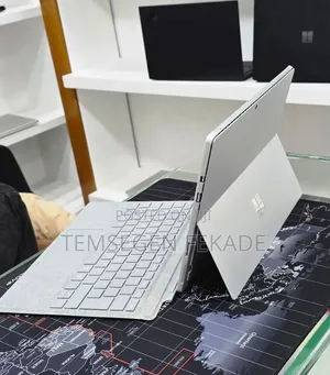 New Laptop Microsoft Surface Pro 6 8GB Intel Core i5 SSD 256GB