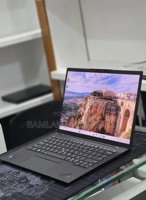 New Laptop Lenovo ThinkPad X1 Carbon 16GB Intel Core i7 SSD 512GB