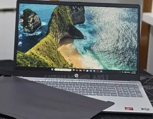 New Laptop HP Stream Notebook 8GB AMD Ryzen 5 SSD 512GB