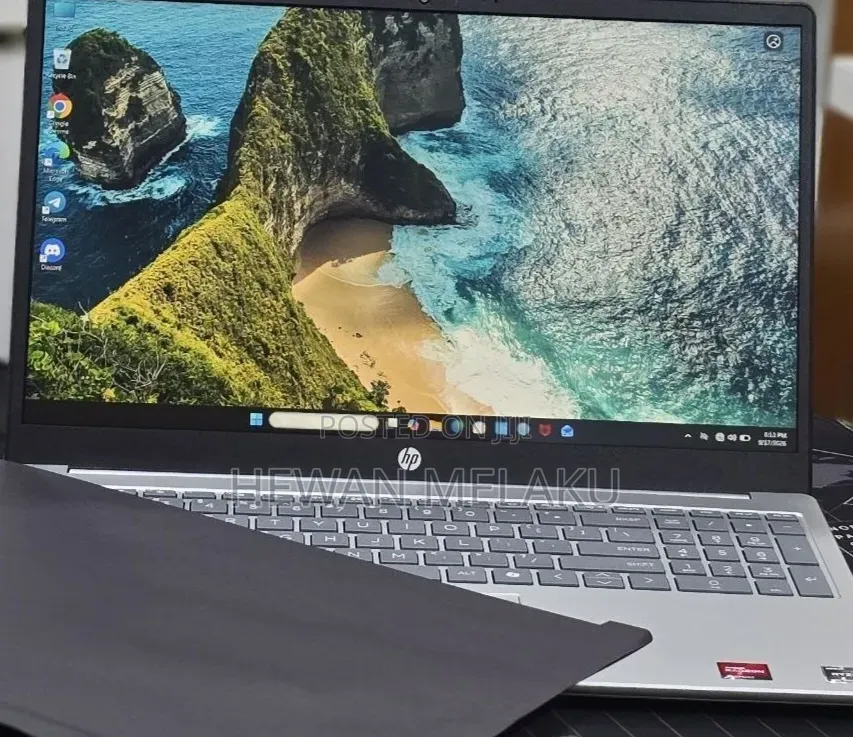 New Laptop HP Stream Notebook 8GB AMD Ryzen 5 SSD 512GB