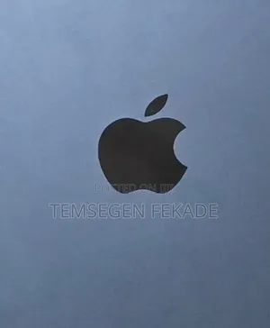 New Laptop Apple MacBook Air 2022 M2 8GB Apple M2 SSD 256GB