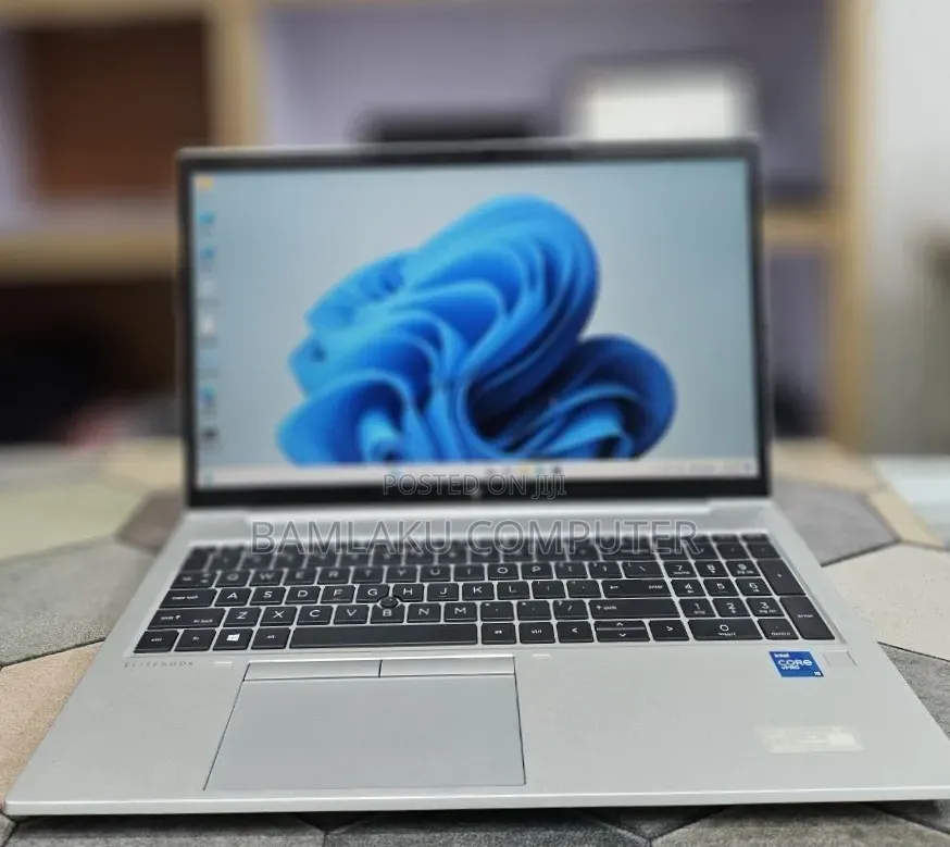 New Laptop HP EliteBook 850 G8 16GB Intel Core i5 SSD 512GB